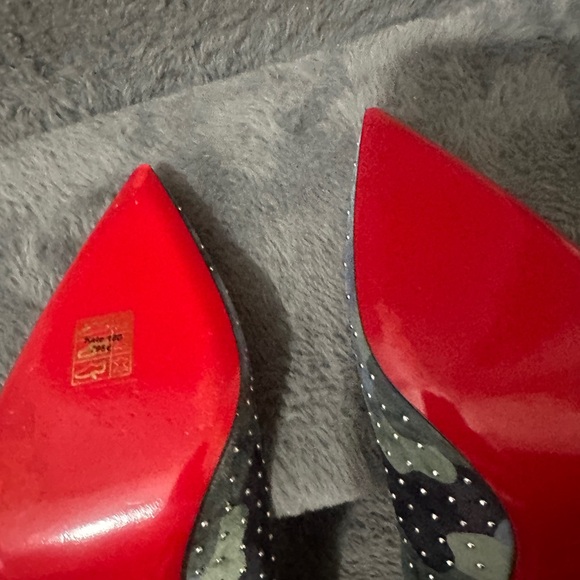 Sold ****Christan Louboutin 37 * OBO * - Picture 10 of 11